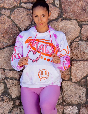 Buzo oversize con canguro c/capucha rustico batik y multiestampa localizada T1/4 SUNSEA