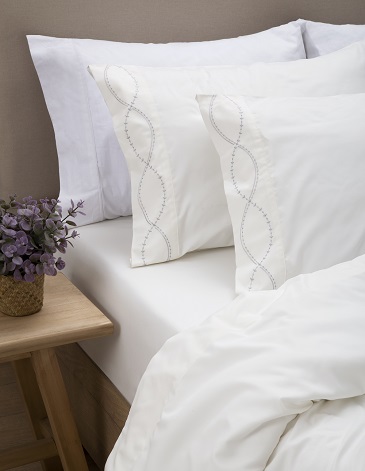 Juego de sabana linea BRODERY 600HQ King ALCOYANA